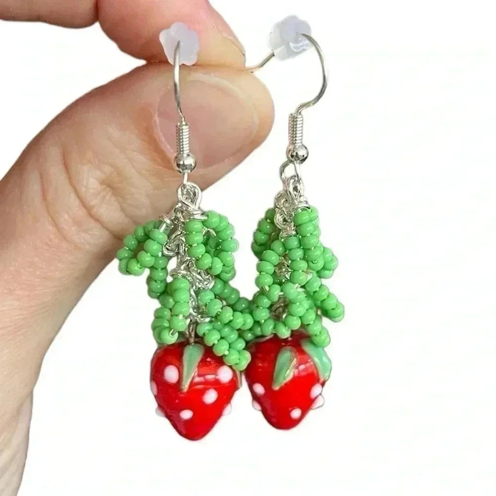 Glass Strawberry earrings - Picture 2 of 2